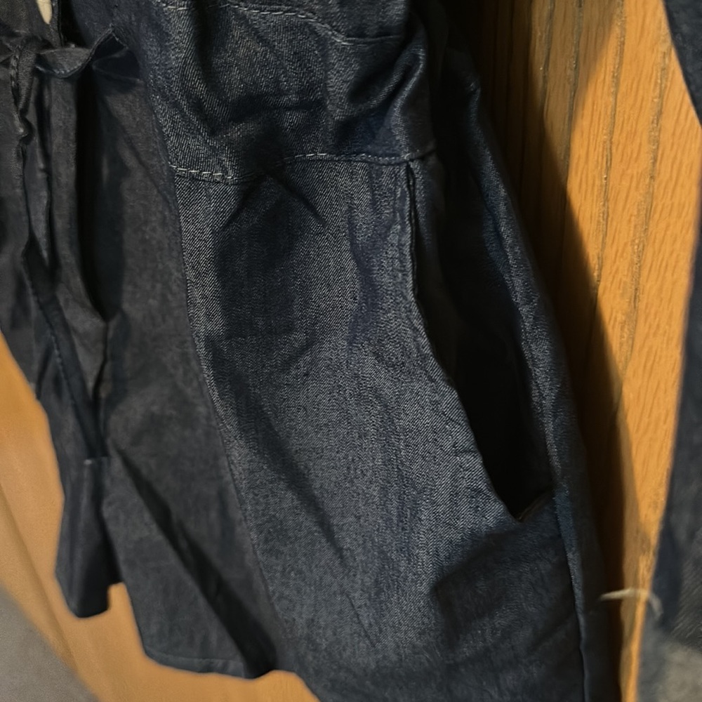 Beautiful Short Romper With Drawstring - image 4